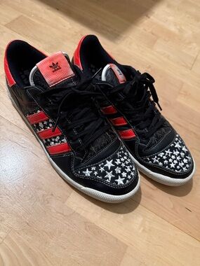 Adidas Men Decade Low Infrared Sneakers: Size 10 Skateboarder & Basketball Shoes